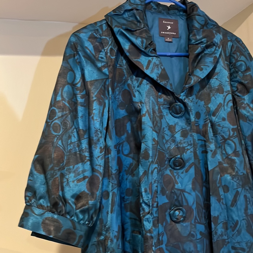 Jacket - Picture 5 of 5